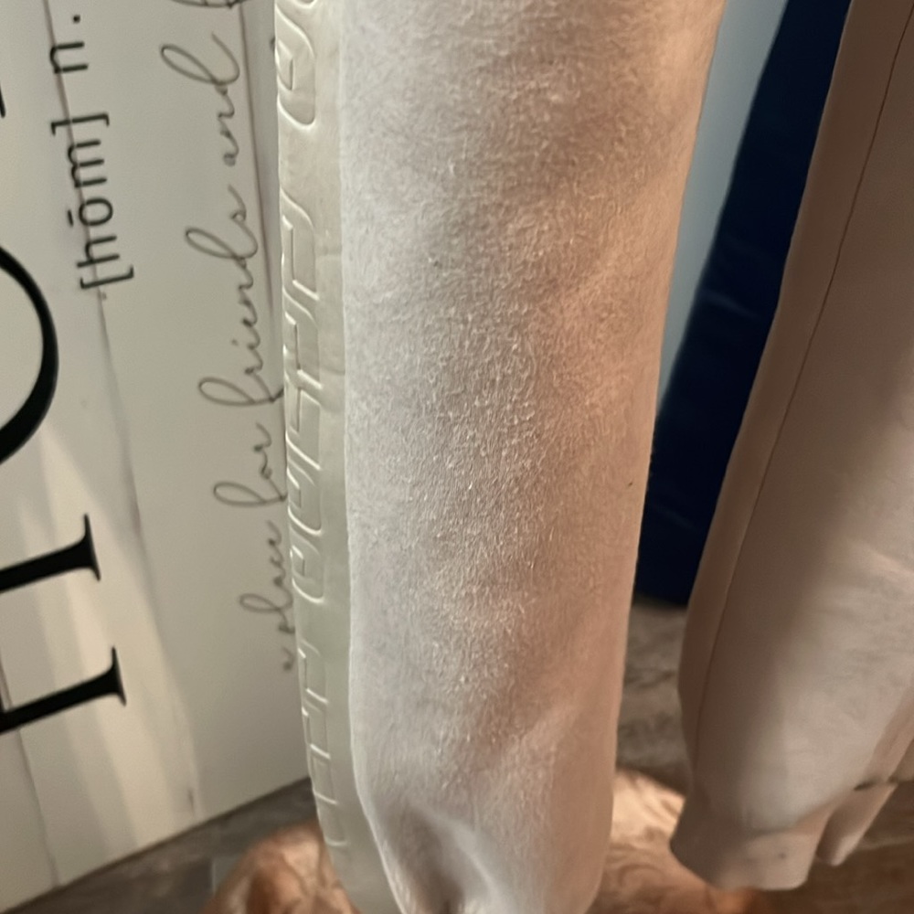 Guess Active Tech Suba Sweatsuit! - image 5